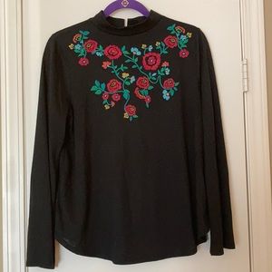 4/$20 LOFT embroidered mock neck shirt